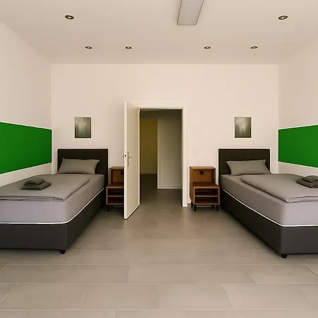 Livemore24 - 2 In 24-7 Check-in * Herten (North Rhine-Westphalia)