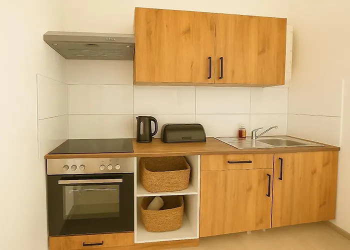 Livemore24 - 2 In 24-7 Check-in * Herten (North Rhine-Westphalia)